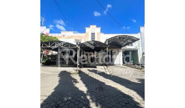 Gudang di Puri Diamond , Semarang ( De ) 2