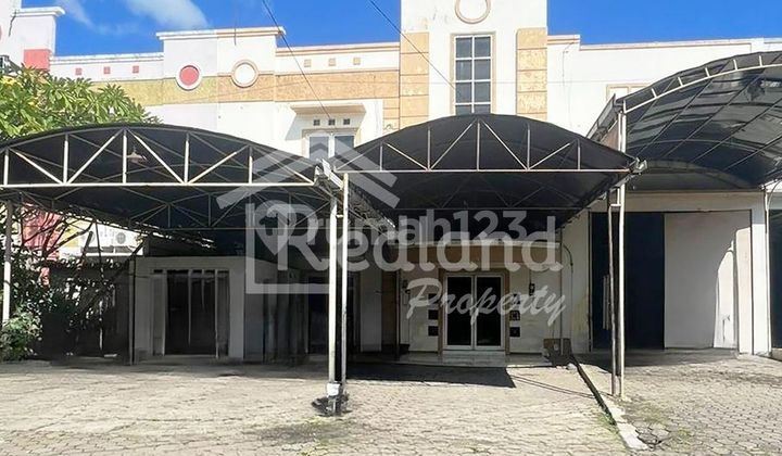 Gudang di Puri Diamond , Semarang ( De ) 1