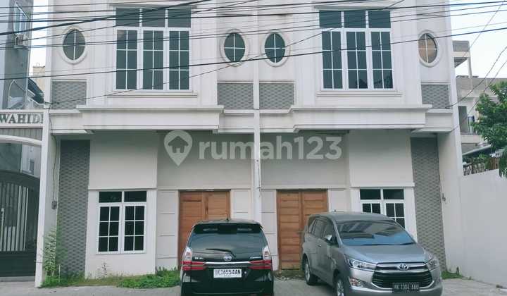 New House in Mutiara Wahidin Complex, Bambu Runcing Street New House in Mutiara Wahidin Complex, Bambu Runcing Street