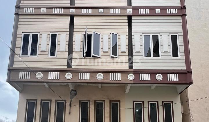 Ruko Baru 5 Lantai Komplek Glugur Regency Jalan Yos Sudarso Ruko Baru 5 Lantai Komplek Glugur Regency Jalan Yos Sudarso