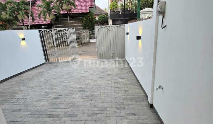 For Sale Santorini Design House with Mezzanine in Joglo Complex 2