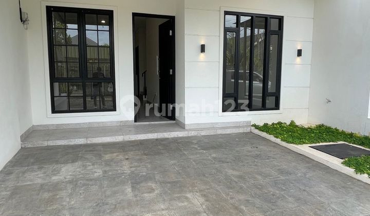 Dijual Rumah Baru Desain American Classic Hanya 10 Menit Ke Puri 2