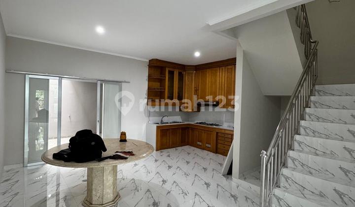 Dijual Rumah Full Renov Double High Ceiling Di Citra 1 2