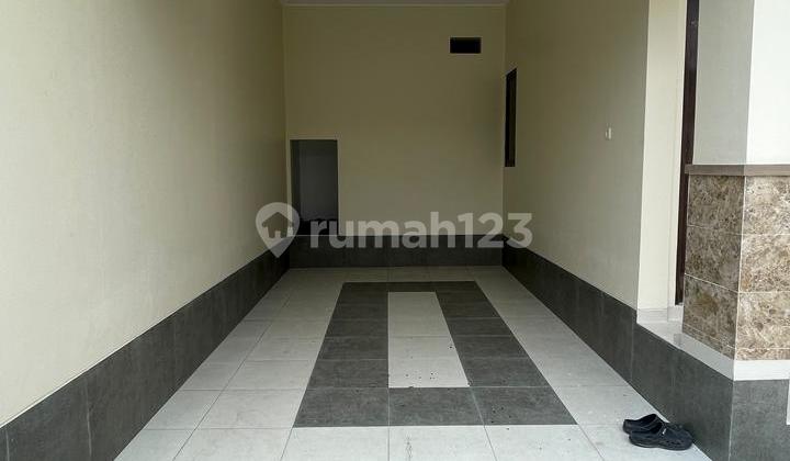 Rumah Brand New Hook 2.5 Lantai Bebas Banjir Di Duri Kepa 2