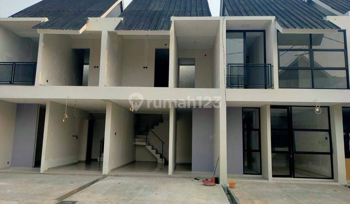 Rumah 2 Lantai Tanpa Dp. 0% Lokasi Strategis 1