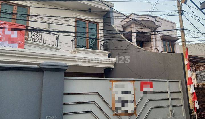 Lelang Rumah 2 Lantai Siap Huni Harga Murah Di TamanSari 2