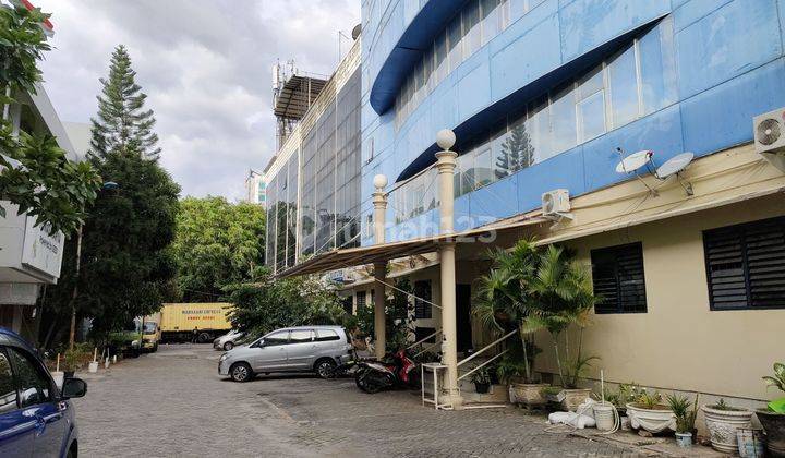 Lokasi Komersial! Dijual Gedung Di Kelapa Gading  2