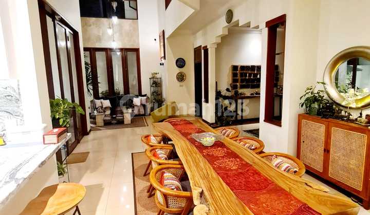 Alam Sutera, Tangerang, Dijual rumah asri bernuansa Bali Villa Alam Sutera, Tangerang, Dijual rumah asri bernuansa Bali Villa