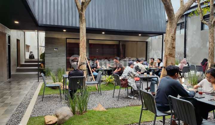 Malang City, Malang, East Java, Land/Commercial Space for Sale on Basuki Rahmad Street, Malang.