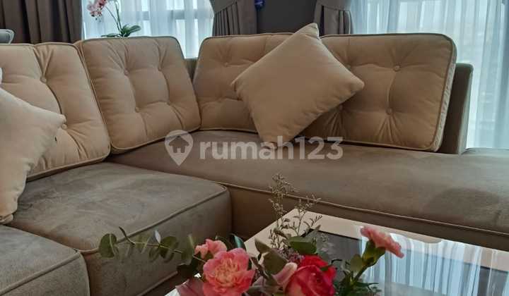 In Karawaci, For Rent: Hillcrest Apartment Fully Furnished Nice 2+1 BR 2