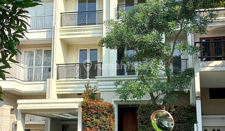 Patal Senayan, Jakarta Selatan, Dijual Rumah Lux di perumahan elit senayan residence 1