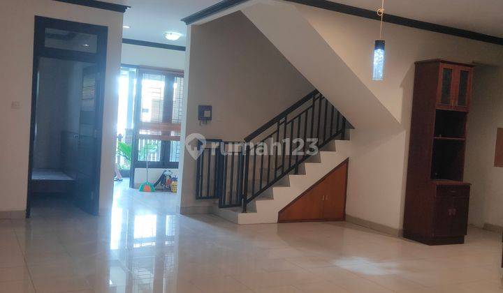 RUMAH HOMY COZY SIAP HUNI DALAM PERUMAHAN ELITE BALIKPAPAN BARU  2