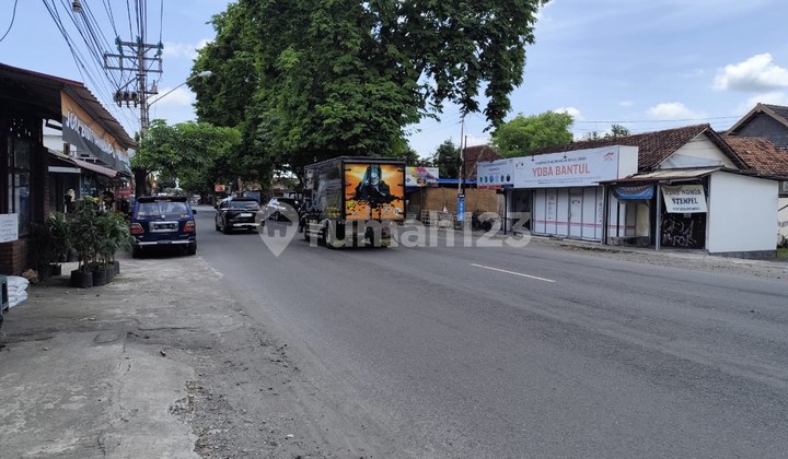 Ruko Gudang 2,5 Lantai Jl. Bantul tanah 400m Jalan 10m  2