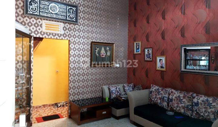 Disewakan Rumah Cantik Minimalis Modern Siap Huni Fullfurnish 2