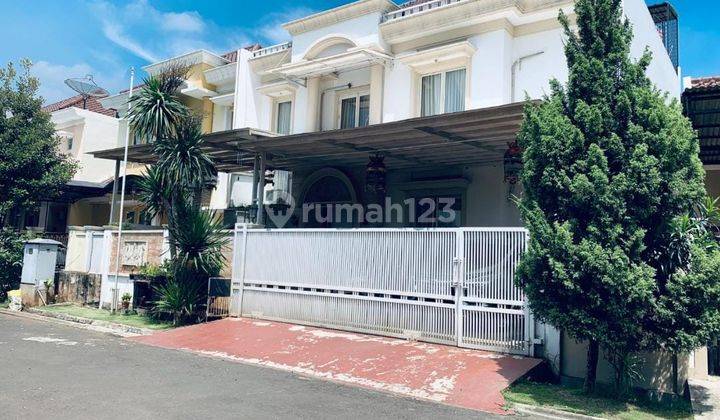 tampak depan rumah 2 lantai siap huni