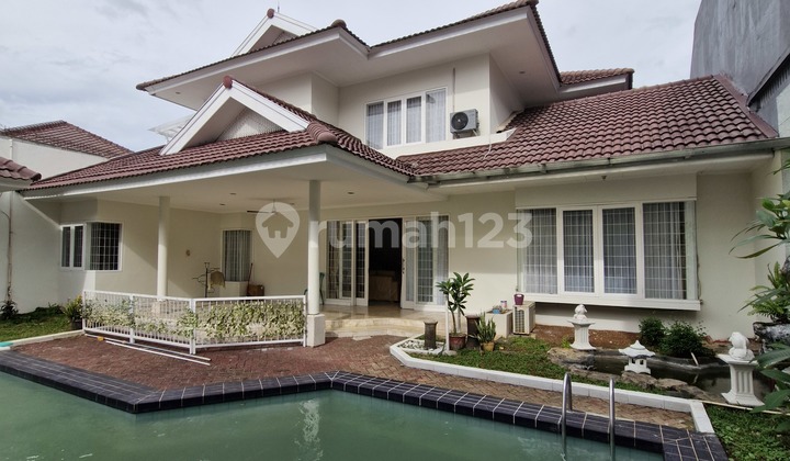 For Rent House Near MRT 5Bedrooms Lebak Bulus