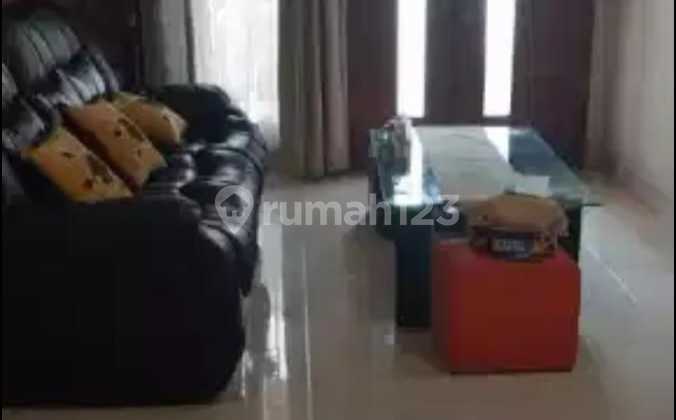 Dijual Rumah Hoek 2 Lantai 4 Kamar Tidur Bintaro Sektor 9 2
