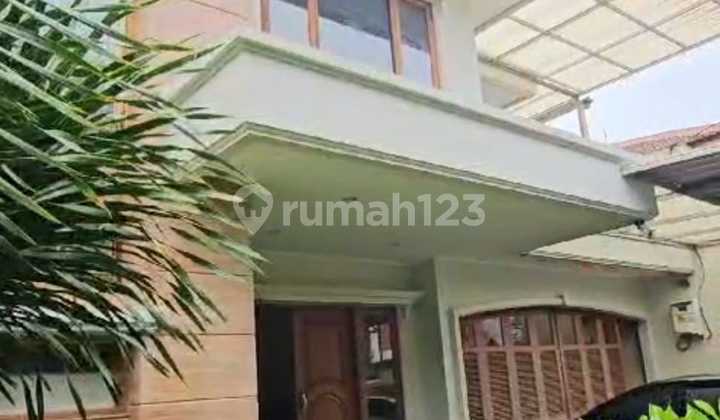 Rumah 4 Kamar Tidur Dalam Kompleks Lebak Bulus Dekat Akses Mrt Sekolah Internasional Dan Tol Jorr