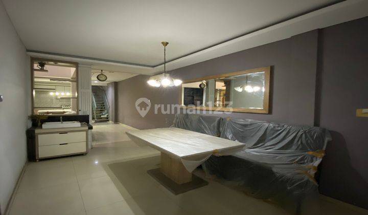 Rumah Pluit Mas Ukuran 7x25 Semi Furnish  2