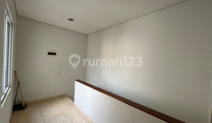 2-Story 3 BR House in Hyland Greenwich Cluster, BSD, South Tangerang 2