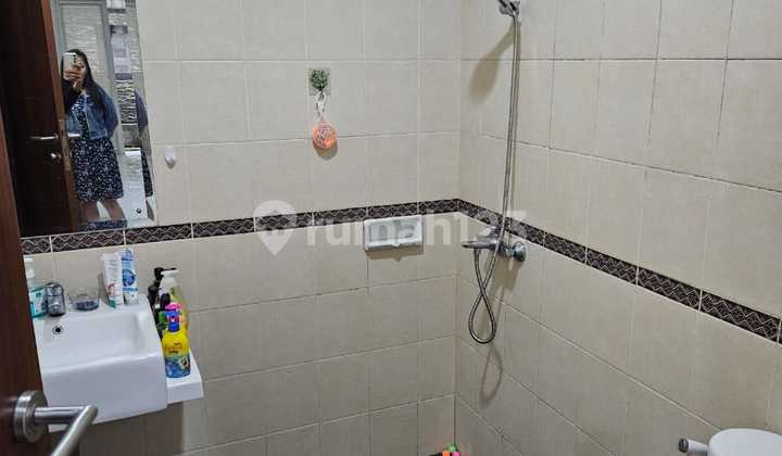 Rumah Siap Huni Semifurnished di De Park Bsd, Tangerang Selatan 2