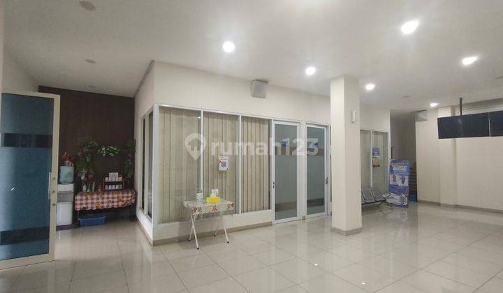 Dijual 2 Ruko Gandeng 4 Lantai di Green Lake, Jakarta Barat 2