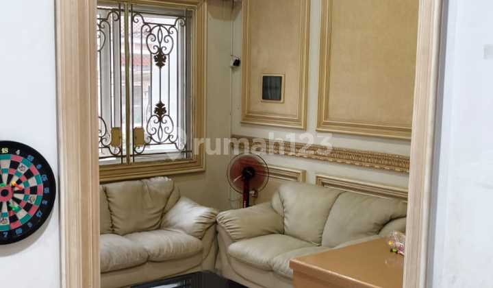Rumah 3,5 Lantai di Komplek Taman Palem Lestari Jakarta Barat 2
