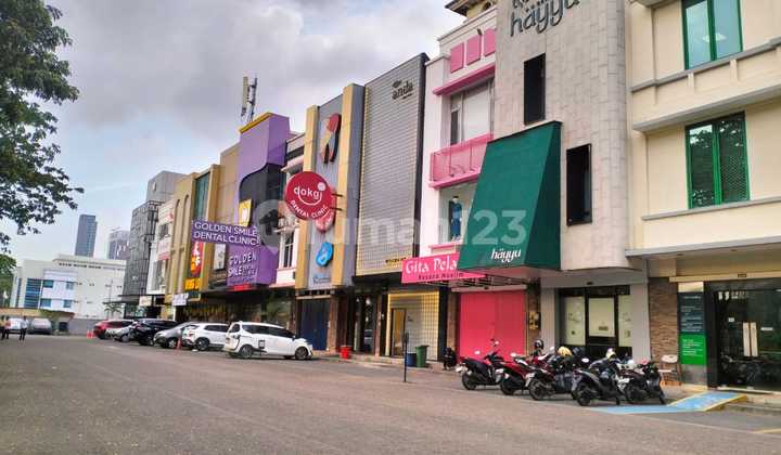 Ruko 3 Lantai Tol Boulevard di BSD City, Tangerang Selatan Ruko 3 Lantai Tol Boulevard di BSD City, Tangerang Selatan