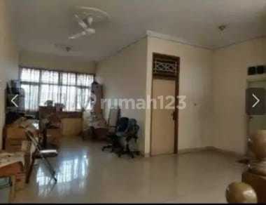 Rumah 2 Lantai Semi Furnished di Cengkareng Barat, Jakarta Barat 2