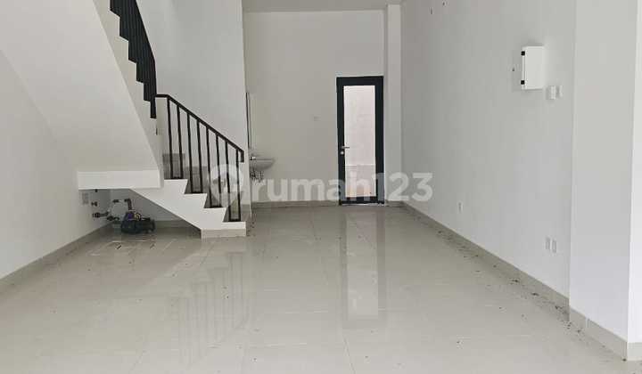 Disewakan Ruko 3 Lantai di BSD, Tangerang Selatan