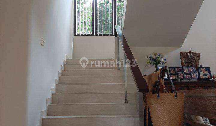 Rumah Hook Semi Furnished di The Green Blossomville 2