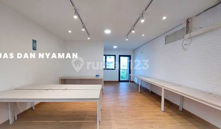 Ruko 4 Lantai Semi Furnished Casa De Parco BSD City, Tangerang Selatan