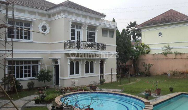 Rumah mewah di Perumahan elit Legenda Wisata Cibubur 2