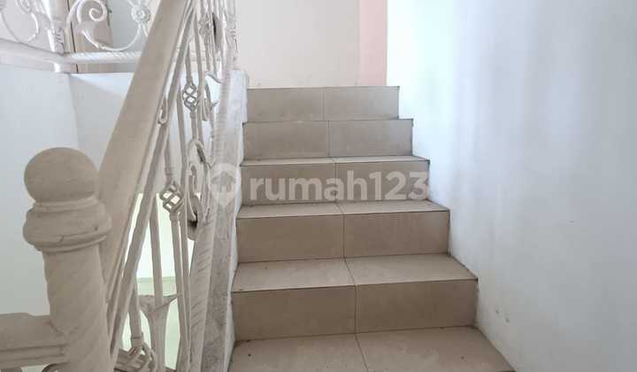 Rumah 2 Lantai Di Citra Gran Cibubur 2