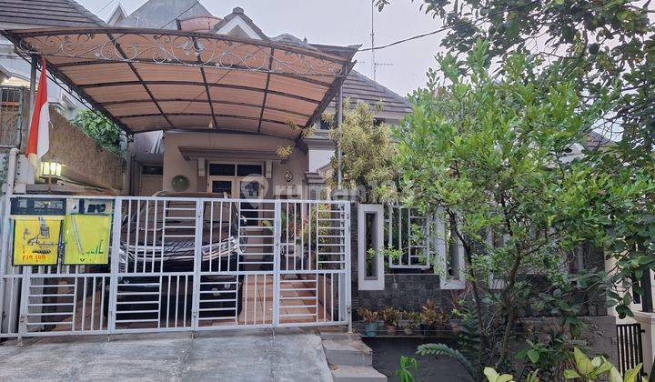 Rumah 3 Lantai Bagus Di Bukit Golf Cibubur 1