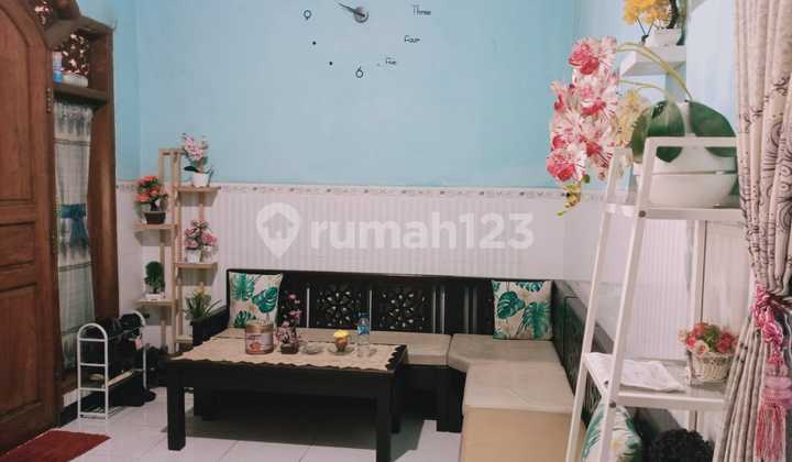 Sell Cheap Village House Ready to Occupied One Step to Surabaya 2