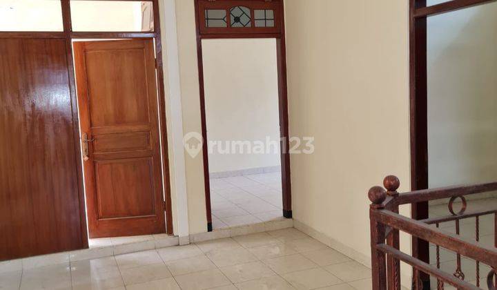 Rumah Mewah Full Renov Rungkut Harapan 2 Lantai  Sudah Renovasi 2