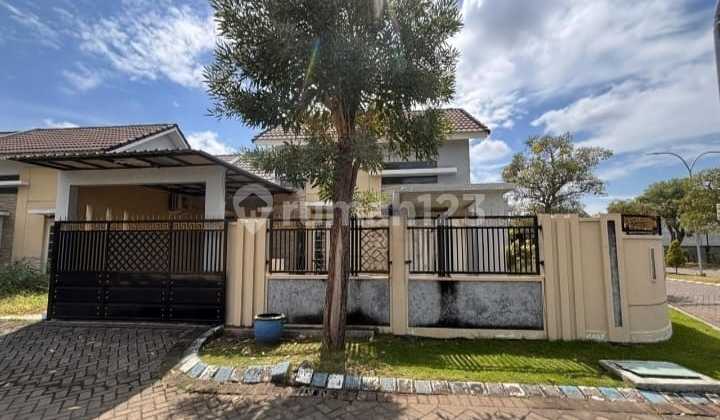 For Sale House Hook Strategic Location Row Street 3 Cars 2