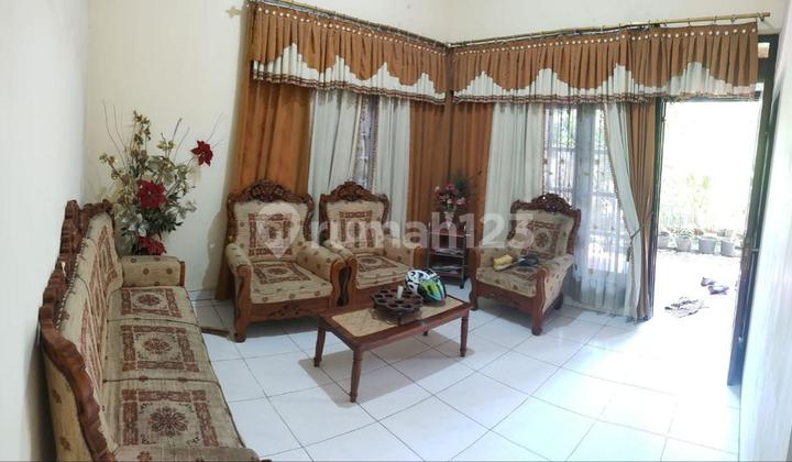 Quick Sale Cheap Semi Furnished Ready to Live Hook House 2