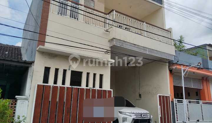 Jual Rumah Harga Ambyar 2Lantai 2