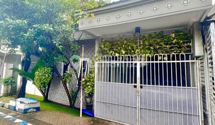 For Sale, Ready-to-Occupy 1.5-Story House in Kepuh Permai