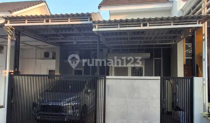 For Sale Ready-to-Occupy House in Mangrove Tourism Housing, Rungkut
