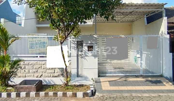 Dijual Rumah Kutisari 2 Lantai Mewah Modern Terawat Siap Huni Tengah Kota Surabaya 1
