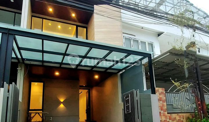 Jual Rumah Baru Grees Mewah Modern Tropica House Surabaya Kota