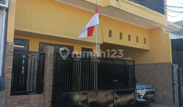 Jual Rumah 2lantai Lokasi Strategis Kota Sidoarjo 