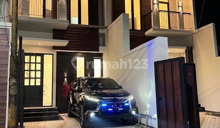 Jual Rumah Mewah 4kt 4km Greenlake Rungkut Jual Rumah Mewah 4kt 4km Greenlake Rungkut