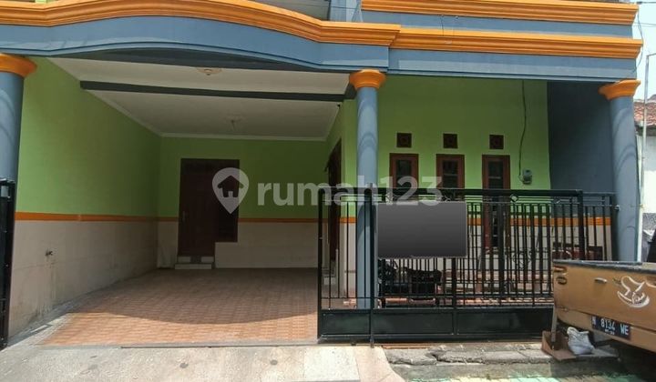 Cheap Sale 2-Storey Move-in Ready House in Magersari Housing, Sidoarjo City