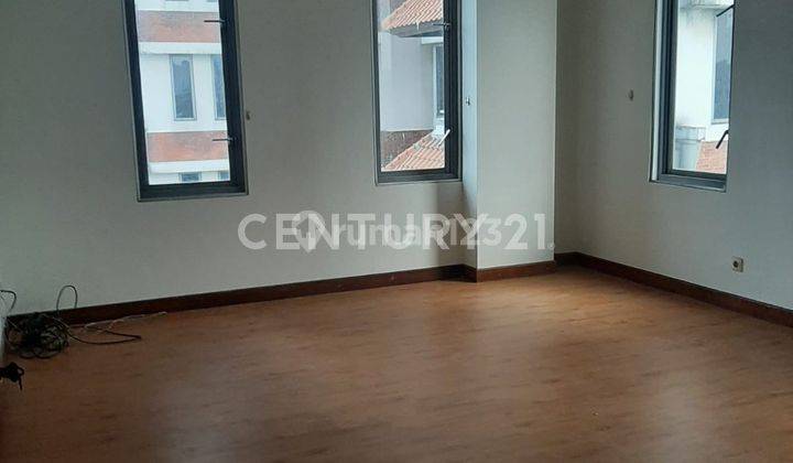 Apartemen Kondominium Kintamani Tower A 2BR Lt 3 S7589 2