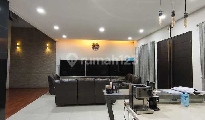 Nice Minimalist Modern TKI 2 Bandung House 1