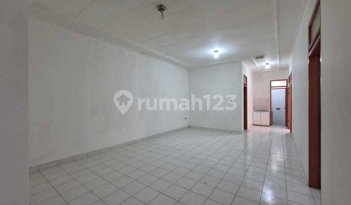 Dijual Rumah Tengah Kota Sayap Pajajaran Bandung